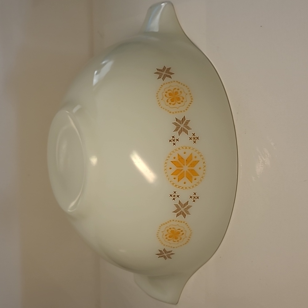 (#1) Vintage  Pyrex town and country pattern Cinderella nesting bowl 444-4qt …